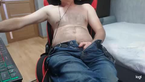 Snapshot of maximus3334 chatting on 09-23-25, 11:13 maximus3334 online show from 09-23-25, 11:13