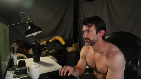 Snapshot of maximus_787 chatting on 10-25-25, 05:08 Maximus7871 online show from 10-25-25, 05:08