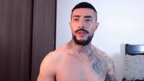 Independent Model online show from 03-09-25, 09:57