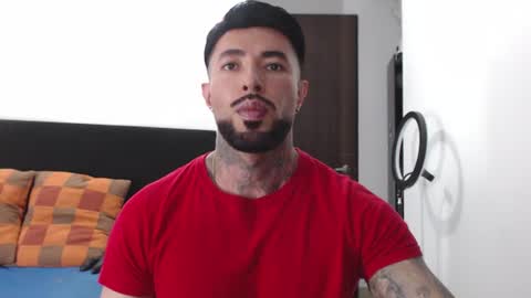 Snapshot of maximus_golden chatting on 07-13-26, 02:03 Independent Model online show from 07-13-26, 02:03