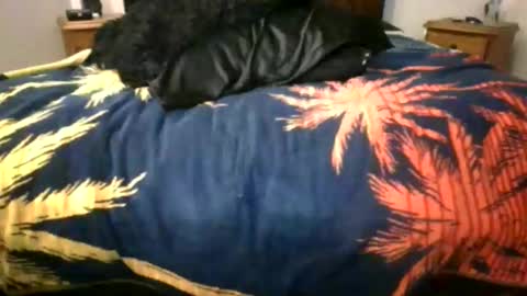 Max online show from 02-25-26, 03:32