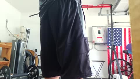 maximusdemitrious online show from 10-19-25, 07:58