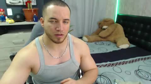 Snapshot of maximussantorini chatting on 12-01-24, 11:47 maximus online show from 12-01-24, 11:47