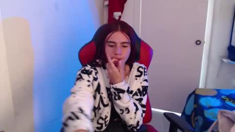 maxinesex_ online show from 01-05-26, 05:27