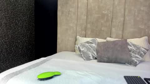 Maxi Rogers online show from 02-22-26, 10:25