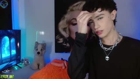 Snapshot of maxiy_001 chatting on 09-29-25, 04:06 Max online show from 09-29-25, 04:06