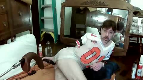 Snapshot of maxjr8008 chatting on 01-15-26, 10:31 maxjr8008 online show from 01-15-26, 10:31