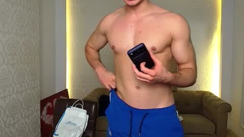 Snapshot of maxkaiden chatting on 10-04-25, 04:32 MaxKaiden online show from 10-04-25, 04:32