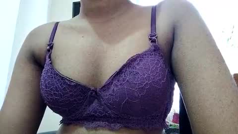 Dorea online show from 03-19-26, 05:00