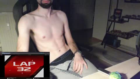 Snapshot of maxp0wer21 chatting on 12-28-24, 05:33 maxp0wer21 online show from 12-28-24, 05:33