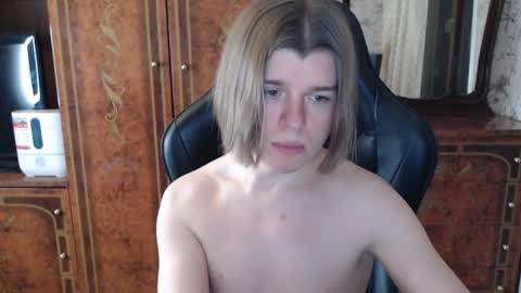 Max online show from 01-21-25, 02:59