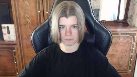 Max online show from 01-29-25, 10:05