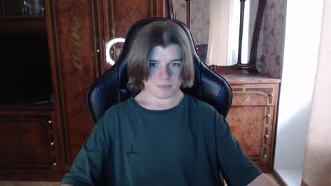 Max online show from 02-14-26, 12:57