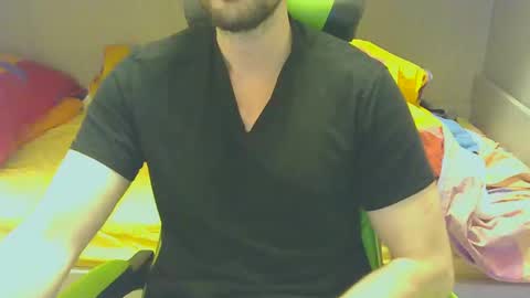 Snapshot of maxsperman1 chatting on 01-04-25, 08:27 MaxSperman online show from 01-04-25, 08:27