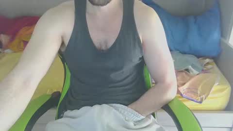 Snapshot of maxsperman1 chatting on 01-06-25, 10:13 MaxSperman online show from 01-06-25, 10:13