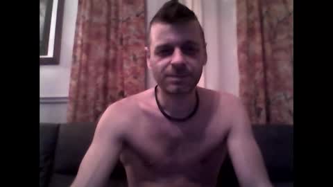MaxTheWolf online show from 12-15-25, 09:19