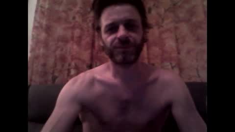 Snapshot of maxthewolf chatting on 06-03-26, 01:52 MaxTheWolf online show from 06-03-26, 01:52