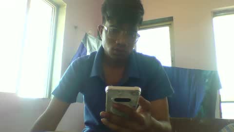 Snapshot of maxwell884480 chatting on 05-16-26, 08:44 maxwell884480 online show from 05-16-26, 08:44