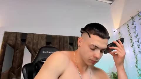 MAX online show from 02-15-25, 11:14