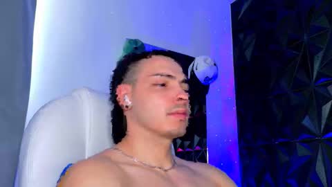 MAX online show from 01-13-26, 09:20