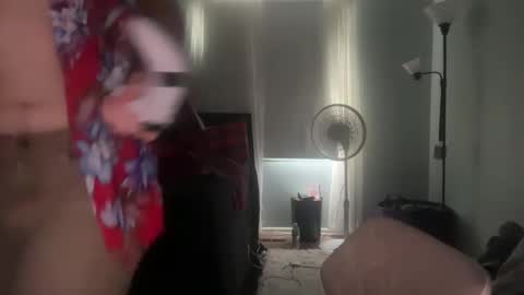 Snapshot of maxx276828 chatting on 12-05-25, 03:30 maxx276828 online show from 12-05-25, 03:30