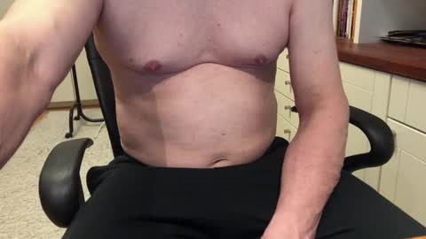 Max online show from 02-25-25, 04:14