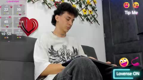 Max online show from 02-18-26, 01:34