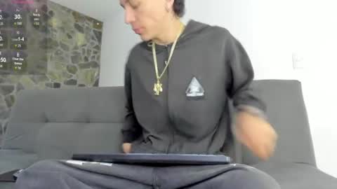 Snapshot of maxxx_bigcock chatting on 07-02-26, 03:23 Max online show from 07-02-26, 03:23