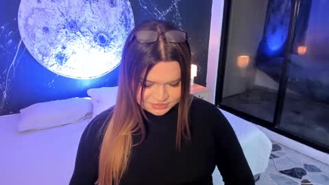 Snapshot of maxxxine_ chatting on 10-09-25, 04:54 Maxine Minx online show from 10-09-25, 04:54