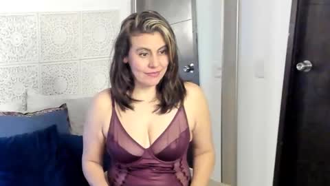 Snapshot of maxzy_star chatting on 01-09-25, 01:08 Victoria online show from 01-09-25, 01:08