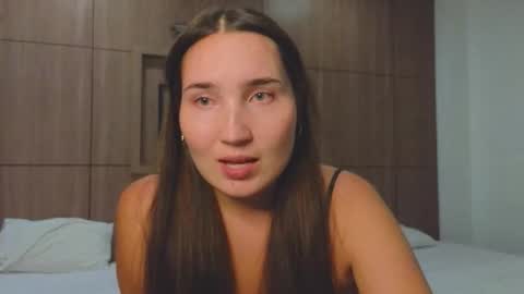 Snapshot of may_dani chatting on 02-06-26, 11:35 Dani and May online show from 02-06-26, 11:35