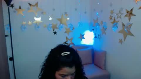 Snapshot of may_fk chatting on 09-20-25, 04:35 may_fk online show from 09-20-25, 04:35