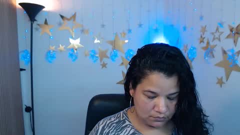 Snapshot of may_fk chatting on 01-06-26, 03:32 may_fk online show from 01-06-26, 03:32