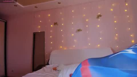 May Flower online show from 03-22-26, 11:02