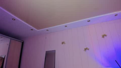 May Flower online show from 04-07-26, 10:48