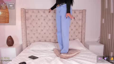 Maya online show from 10-21-25, 04:13