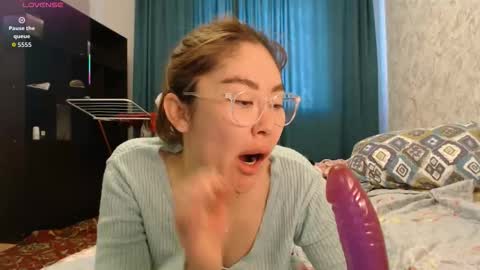 Snapshot of maya_kumashiro chatting on 03-25-26, 02:28 maya_kumashiro online show from 03-25-26, 02:28