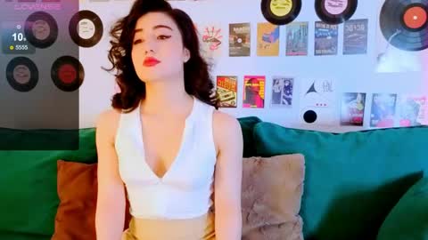 Snapshot of maya_rogerss chatting on 05-06-26, 02:55 Maya online show from 05-06-26, 02:55