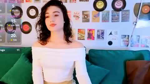 Snapshot of maya_rogerss chatting on 05-10-26, 02:55 Maya online show from 05-10-26, 02:55