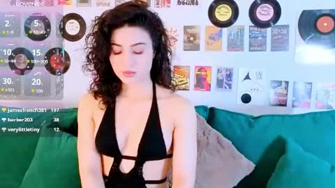 Snapshot of maya_rogerss chatting on 05-24-26, 02:44 Maya online show from 05-24-26, 02:44