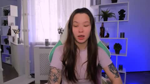 Maya online show from 03-09-26, 07:23