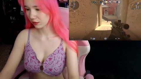 Snapshot of maya_viola chatting on 11-19-25, 06:57 Maya Viola online show from 11-19-25, 06:57