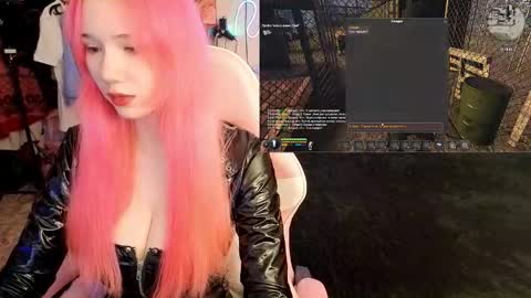 Snapshot of maya_viola chatting on 11-22-25, 06:12 Maya Viola online show from 11-22-25, 06:12