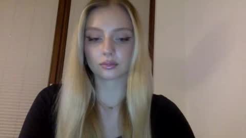 Snapshot of mayaflirt chatting on 03-03-26, 09:31 mayaflirt online show from 03-03-26, 09:31