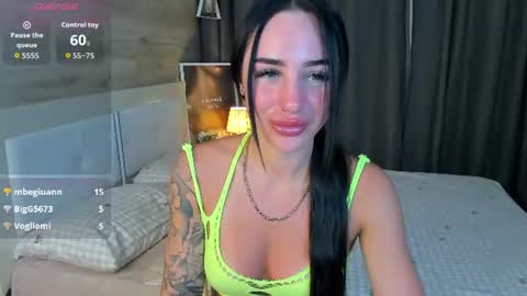 Snapshot of mayaglamourr chatting on 07-28-26, 05:23 mayaglamourr online show from 07-28-26, 05:23