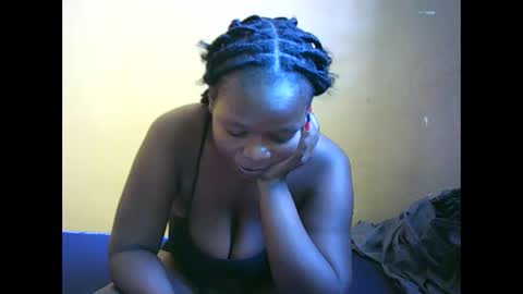 Snapshot of mayah_sexy chatting on 03-12-26, 07:25 mayah_sexy online show from 03-12-26, 07:25