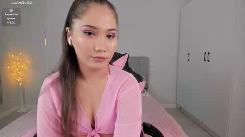 Snapshot of mayamei chatting on 03-01-26, 01:13 Mia online show from 03-01-26, 01:13