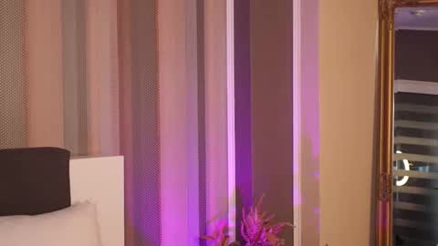 Snapshot of mayamusee chatting on 11-01-25, 05:53 Maya online show from 11-01-25, 05:53