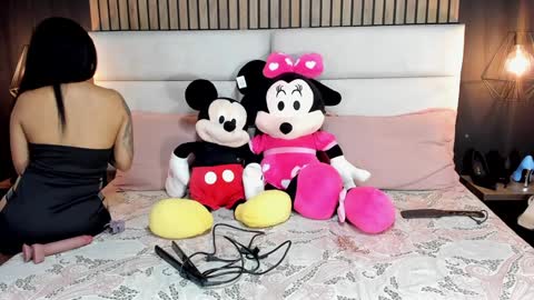 Nicolle Ruselle   Hello my lovely  schedule for great fun from  630 am and end 800 pm Colombian time I wait for you online show from 01-29-25, 02:32