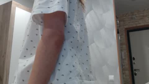 maybe_doll online show from 03-20-26, 09:08